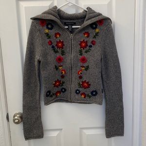 Abercrombie & Fitch Gray Floral Zip Up Sweater